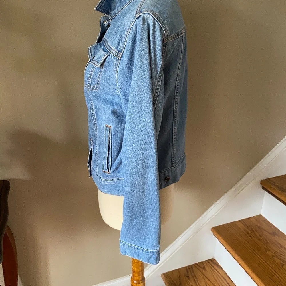 L.L. Bean Light Wash Denim Jean Jacket XS - Picture 3 of 7